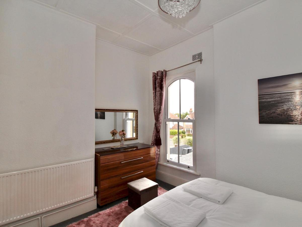 A Spacious Cosy Retreat! * Whitstable