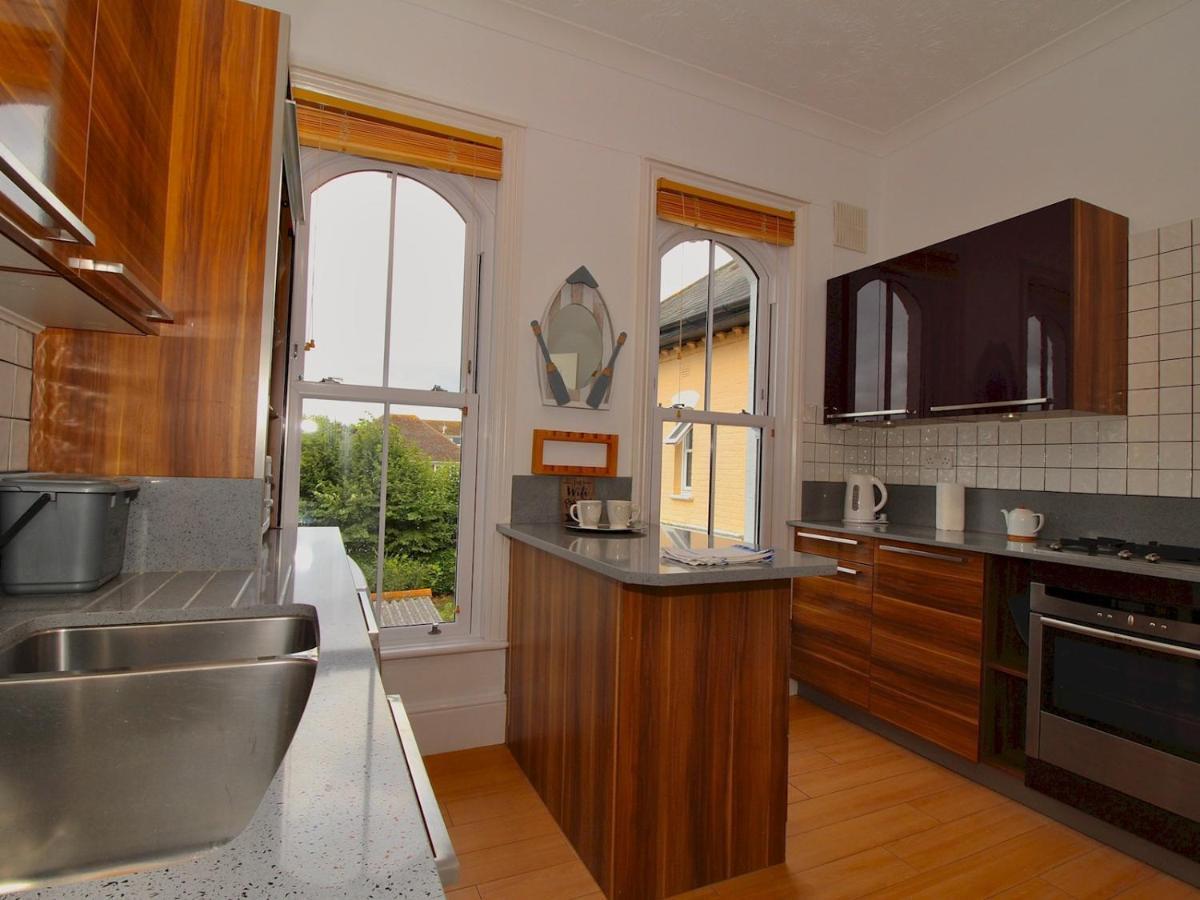 Apartment A Spacious Cosy Retreat! Whitstable