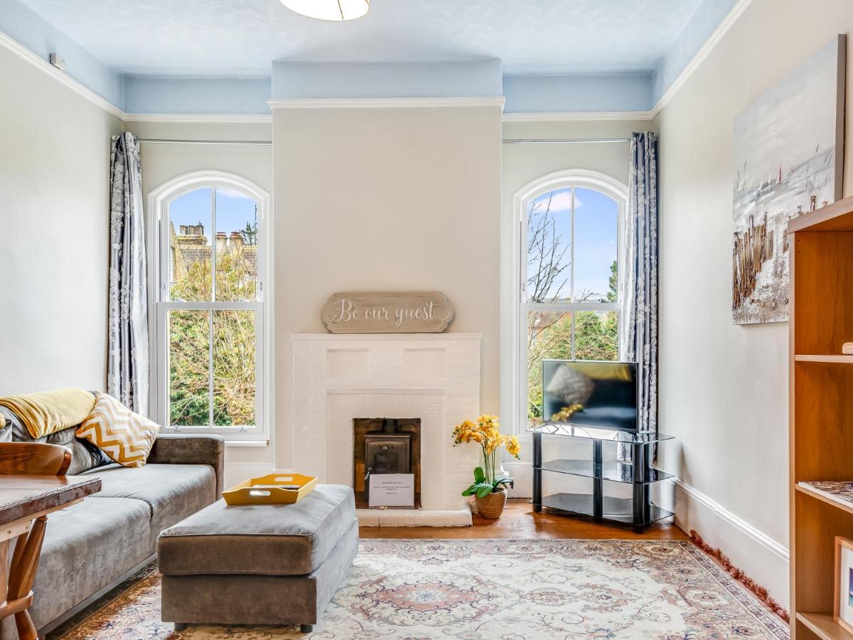 A Spacious Cosy Retreat!